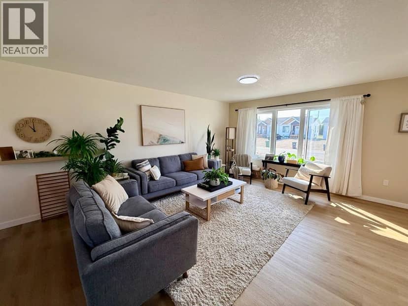 10418 105 Ave — photo 15 of 40