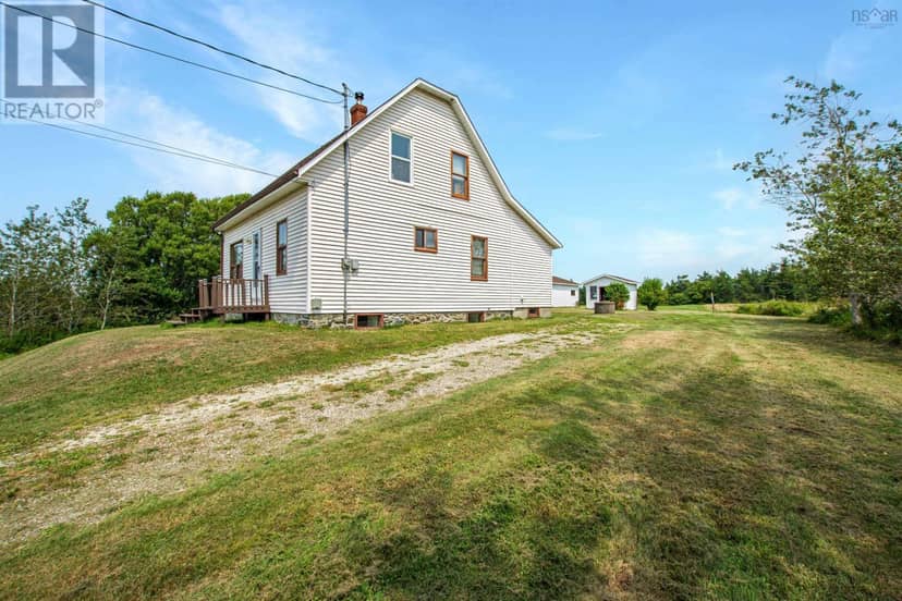 4704 Highway 1 — photo 34 of 35