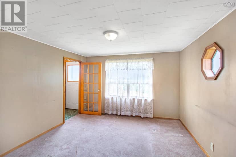 4704 Highway 1 — photo 16 of 35