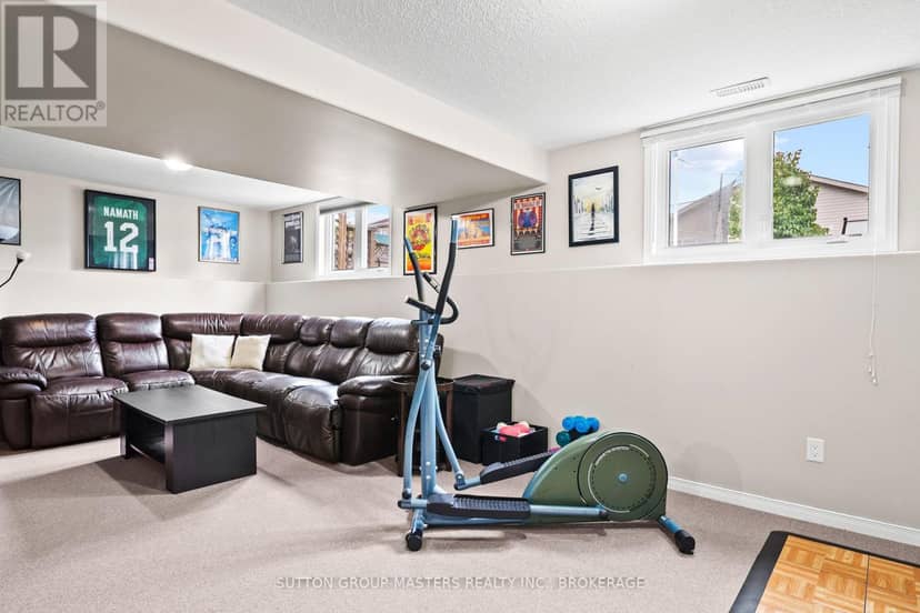 1460 Albany Drive — photo 19 of 34
