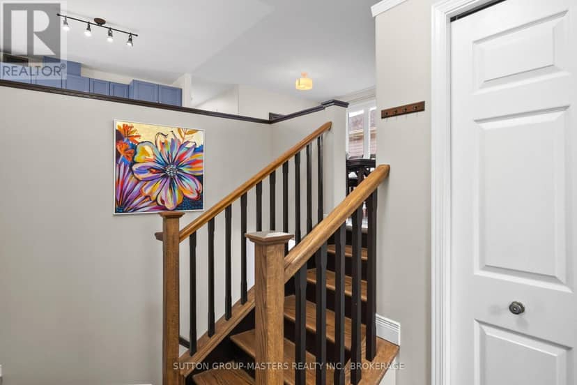 1460 Albany Drive — photo 3 of 34