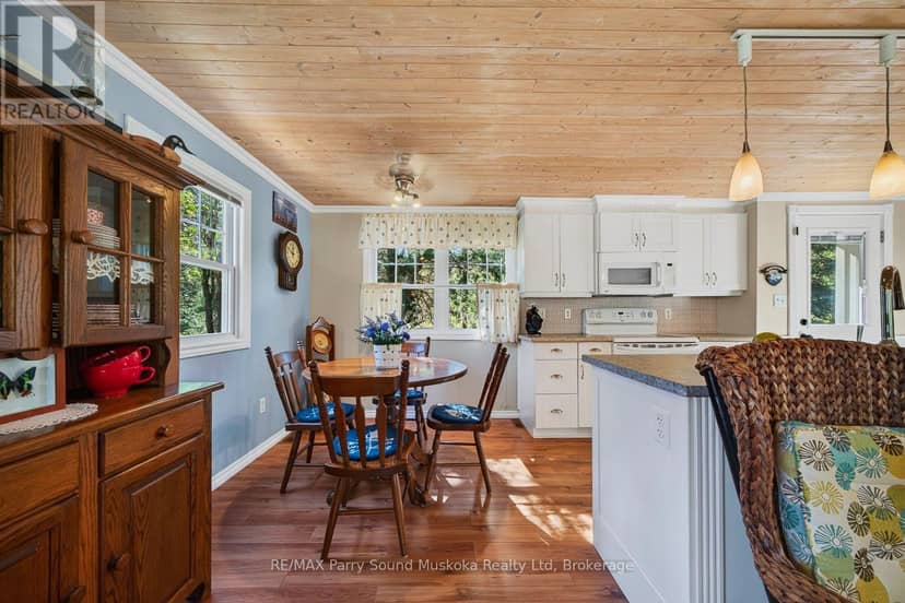 2 Robins Nest Lane — photo 19 of 40