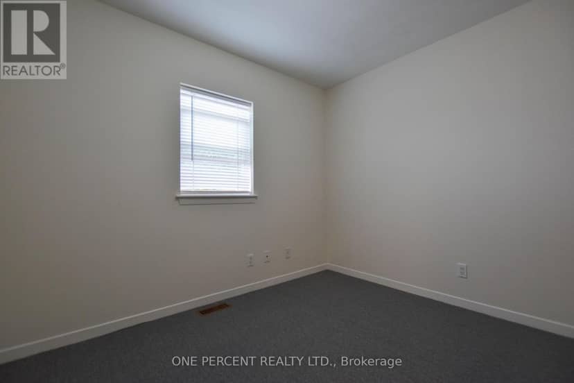 204 Sheppard Avenue W — photo 26 of 40