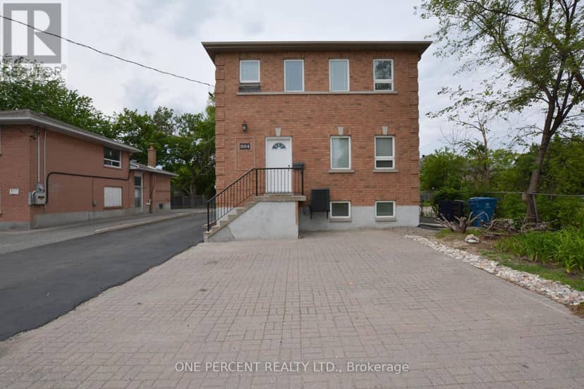 204 Sheppard Avenue W, Toronto, photo 3
