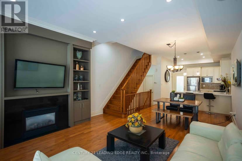 206A Merton Street — photo 3 of 29