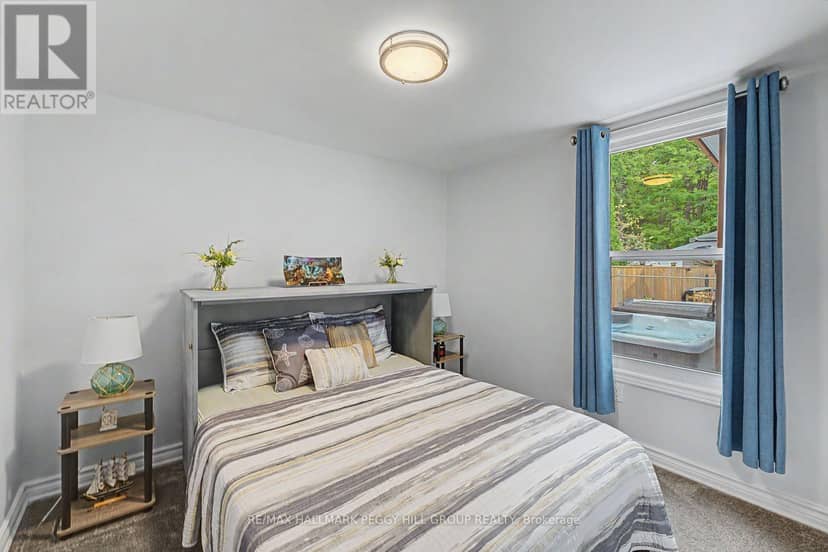 41 Laidlaw Street — photo 12 of 25