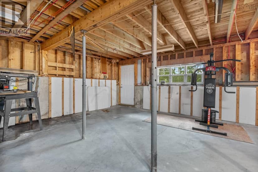 54 Parkdale Avenue — photo 39 of 40