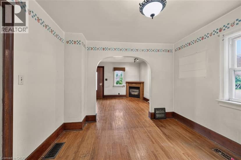 232 CEDAR Street — photo 11 of 40