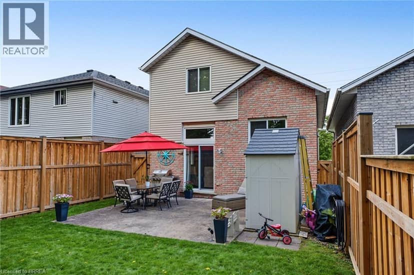 332 GRAND RIVER Avenue — photo 35 of 40