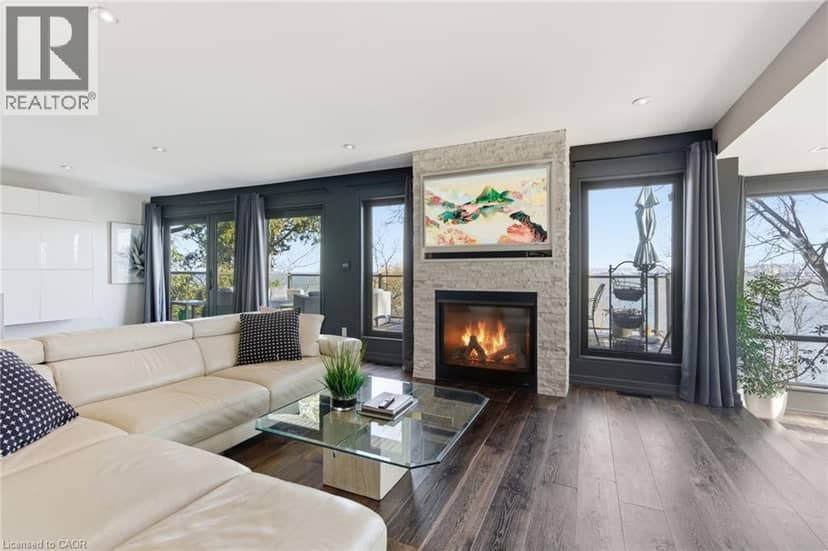868 DANFORTH Place, Burlington, photo 6