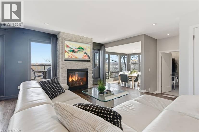 868 DANFORTH Place, Burlington, photo 7