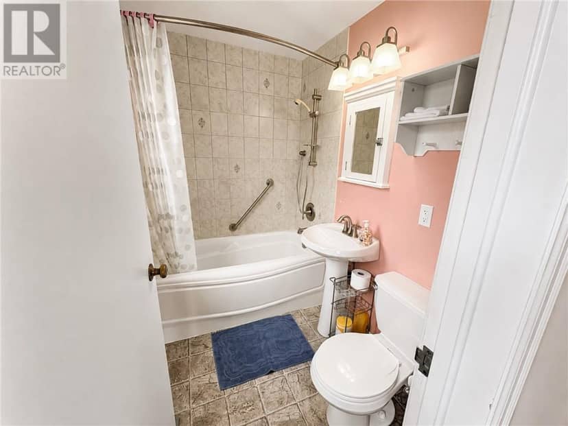 107 Lindsley Street — photo 13 of 28