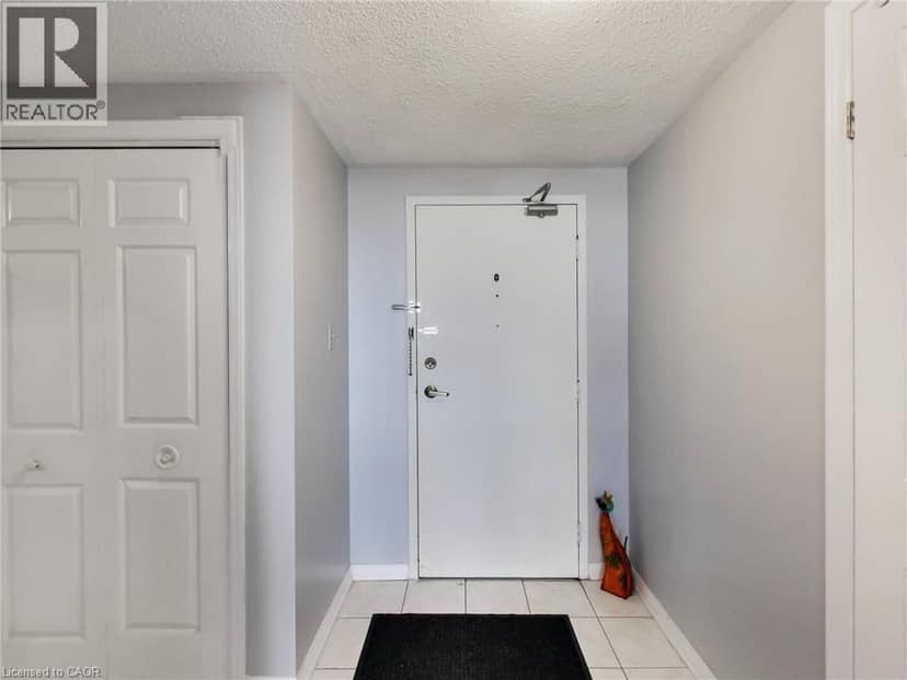 30 HARRISFORD Street Unit# 405 — photo 8 of 40