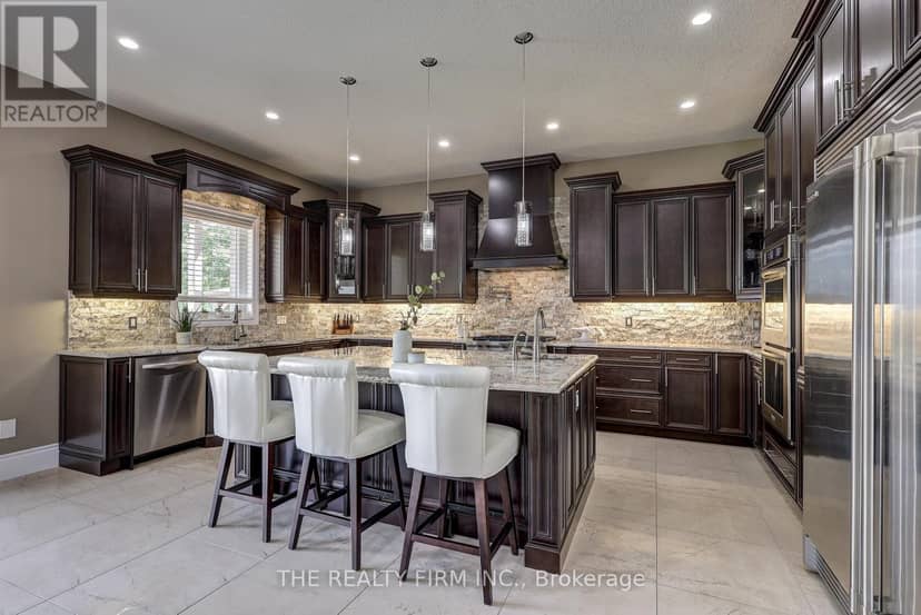 22060 Nissouri Road — photo 11 of 40