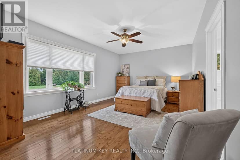 653 Peter Street — photo 21 of 40