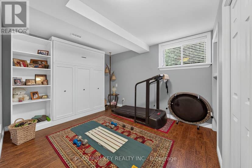 653 Peter Street — photo 33 of 40