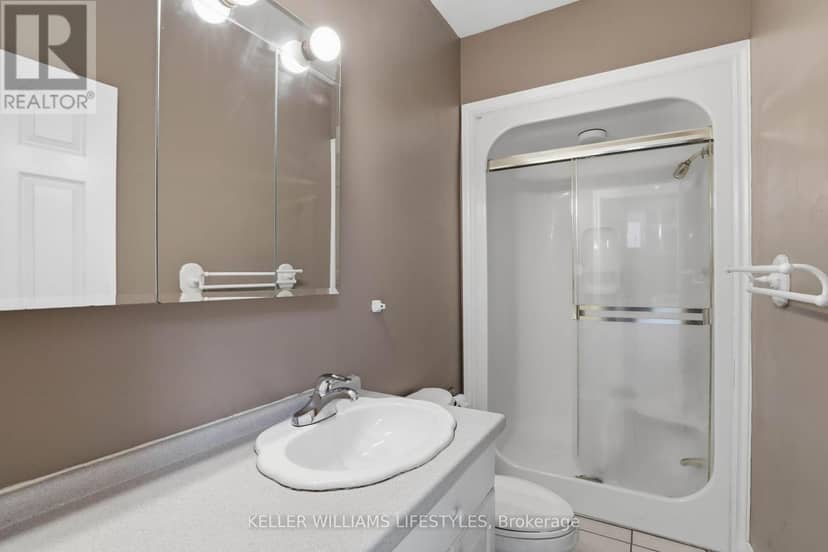 303 Pall Mall Street — photo 11 of 25