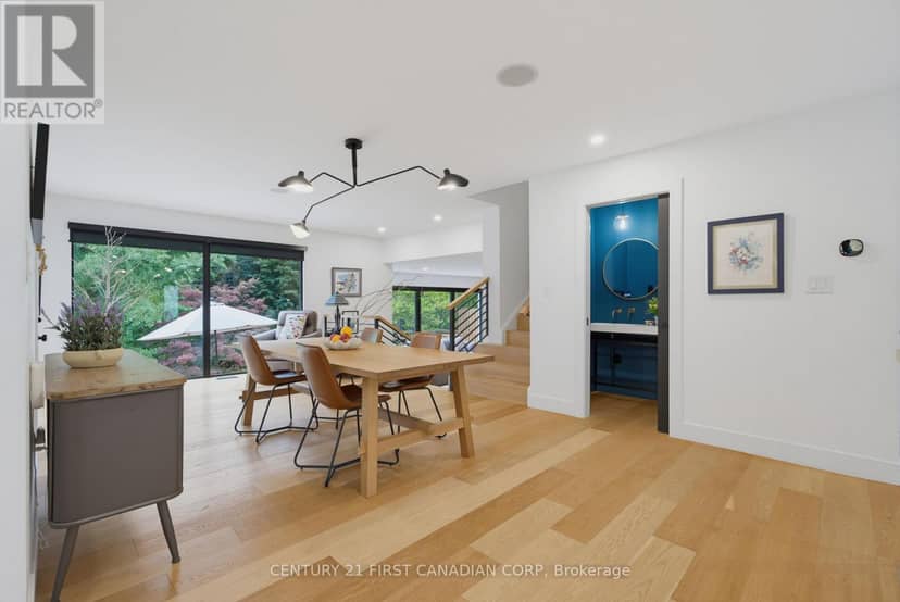 1125 The Parkway — photo 17 of 40