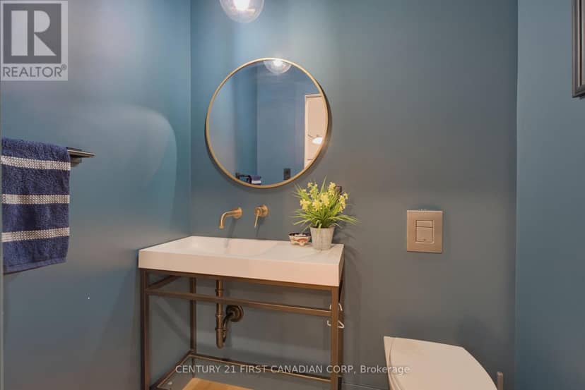 1125 The Parkway — photo 6 of 40