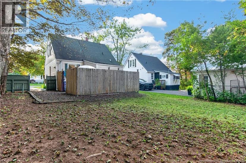 131 Humphrey Street — photo 24 of 37