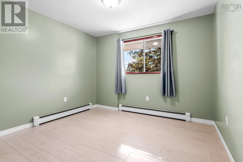 138 Hannebury Drive — photo 17 of 40