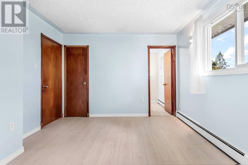 138 Hannebury Drive — photo 15 of 40