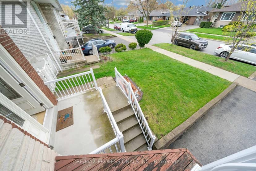 1877 Silverberry Crescent — photo 29 of 40