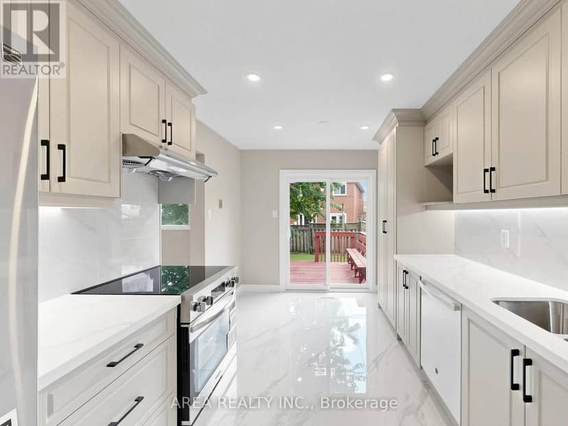 4749 Empire Crescent — photo 9 of 40