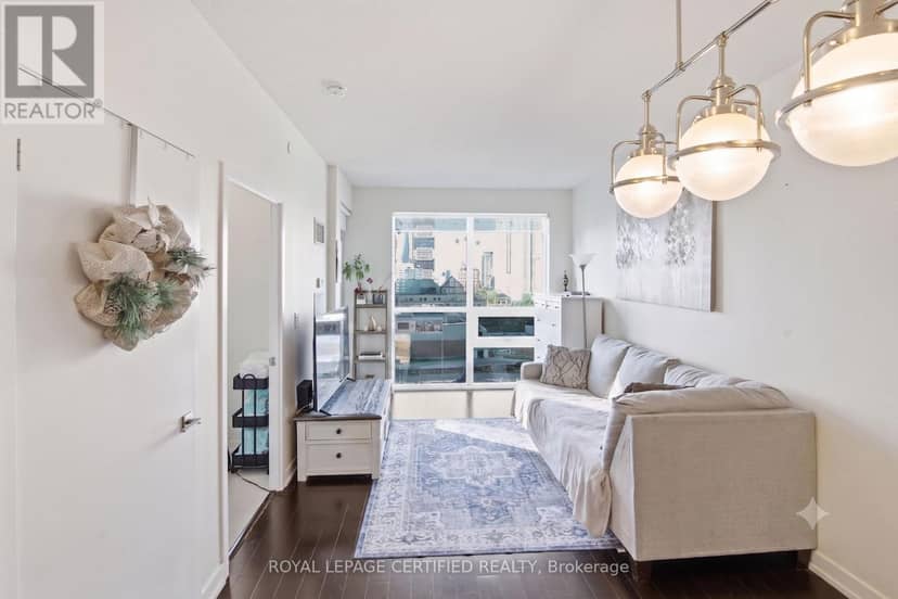 808 - 510 Curran Place — photo 12 of 24