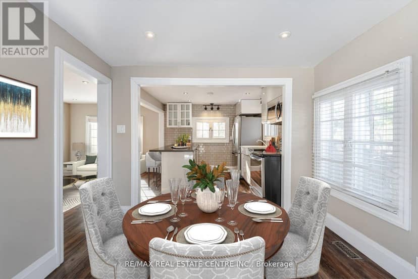174 Victoria Street — photo 12 of 32