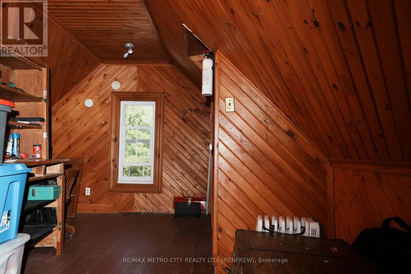 193 Oak Street — photo 18 of 31