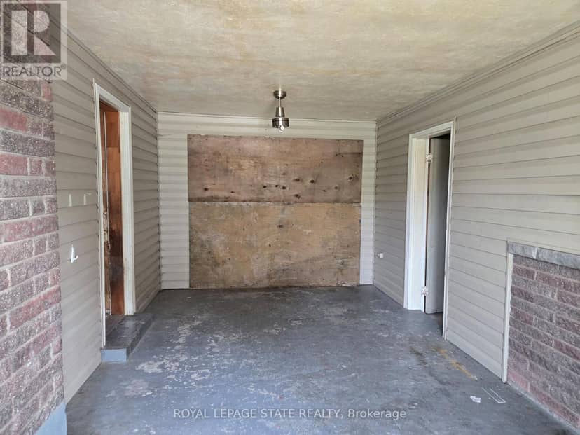 16 Broderick Avenue — photo 10 of 33