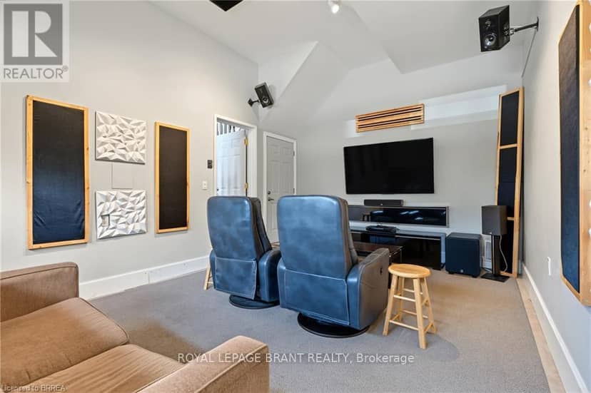 332 Grand River Avenue — photo 28 of 40