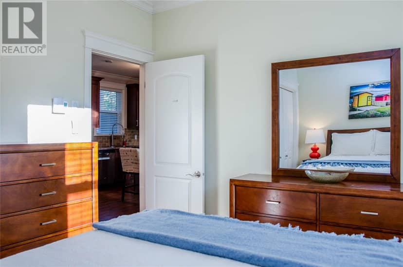 17 Livingstone Street — photo 9 of 40