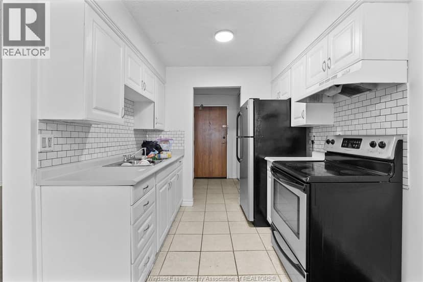150 PARK Unit# 802 — photo 13 of 17
