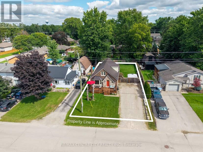 227 Beattie Street — photo 2 of 40