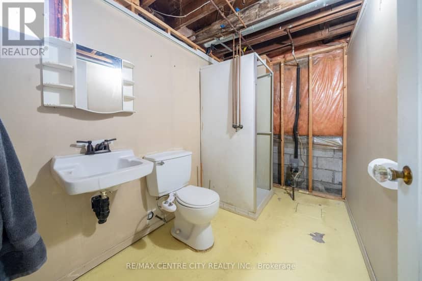 227 Beattie Street — photo 31 of 40