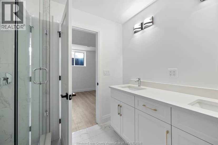 1214 Campana Crescent — photo 34 of 40