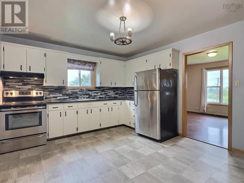56 Lower Truro Road — photo 2 of 20