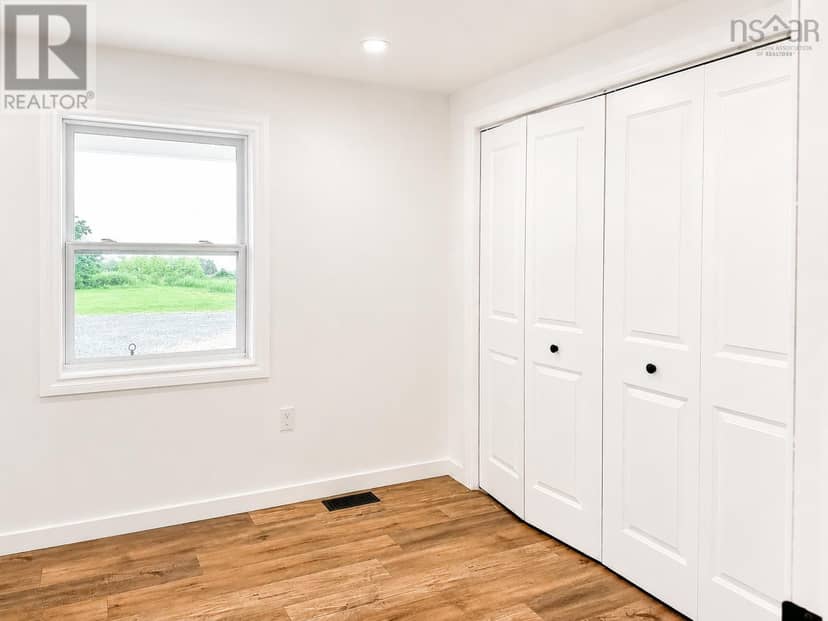 2617 Pereau Road — photo 13 of 40