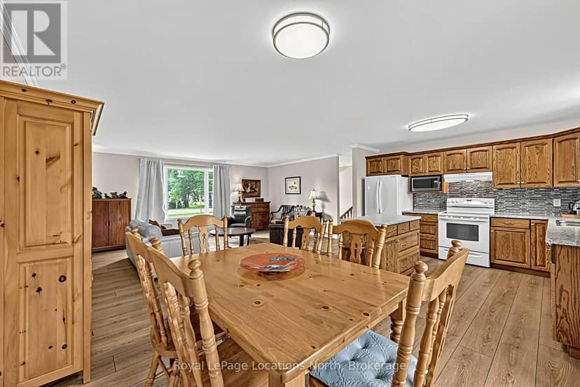 514 Miller Street — photo 11 of 40