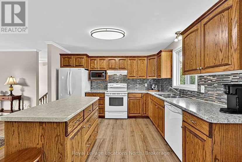 514 Miller Street — photo 13 of 40