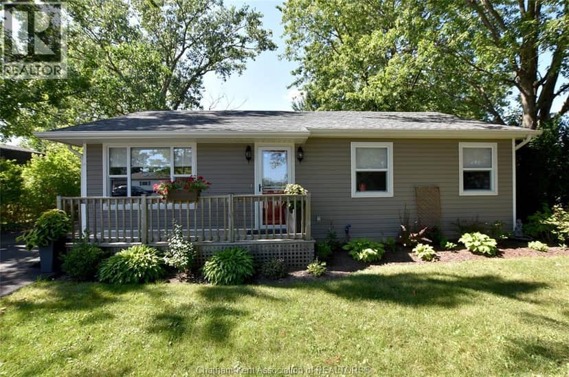8585 James STREET — photo 2 of 33
