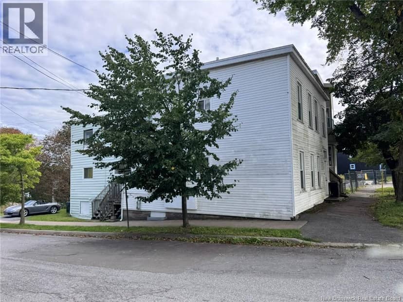 105 Victoria Street — photo 1 of 30