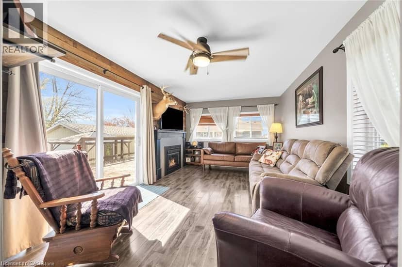 2970 LAKESHORE Road — photo 18 of 40