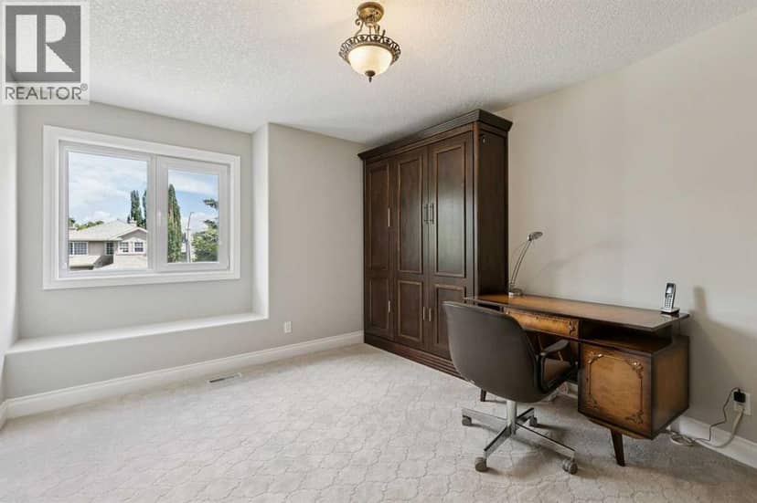 85 Mt Douglas Circle SE — photo 32 of 40