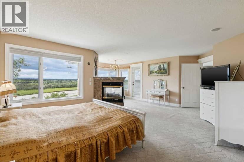 85 Mt Douglas Circle SE — photo 22 of 40