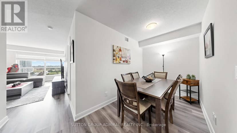 1005 - 151 Village Green Square — photo 6 of 40
