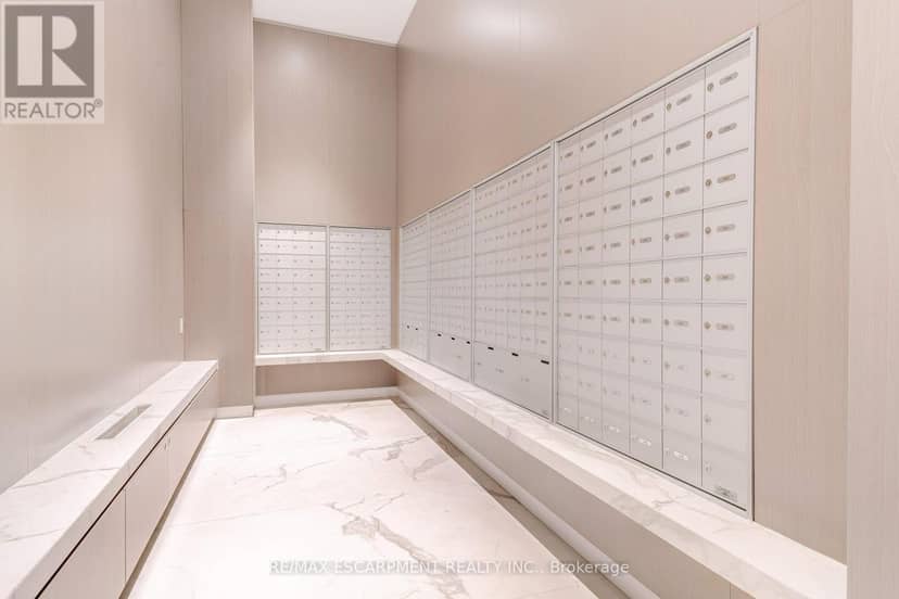 1707 - 370 Martha Street — photo 34 of 34