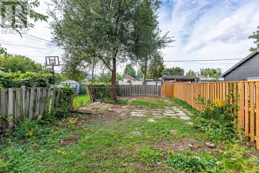 14 Marshall Boulevard, Toronto, photo 3